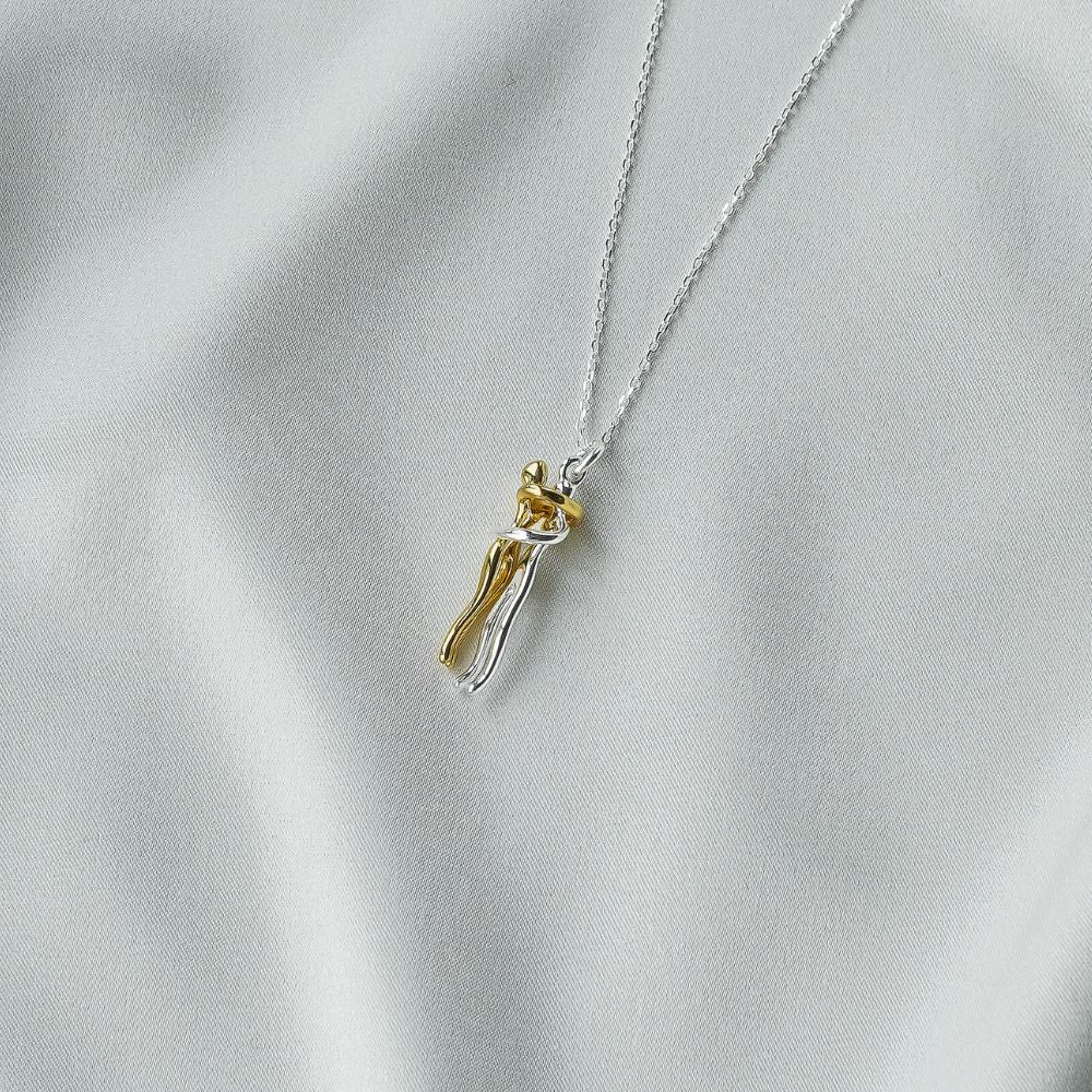 "To Mom" Forever Hug Necklace with LED Gift Box